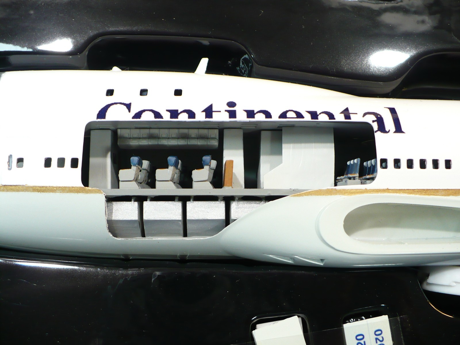 1:144 Dragon Project Cutaway CUSTOM Continental Boeing 747-100 N78020