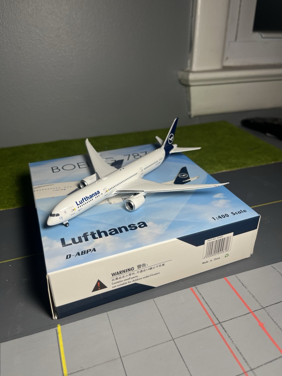 1:400 Phoenix Models Lufthansa B787-9