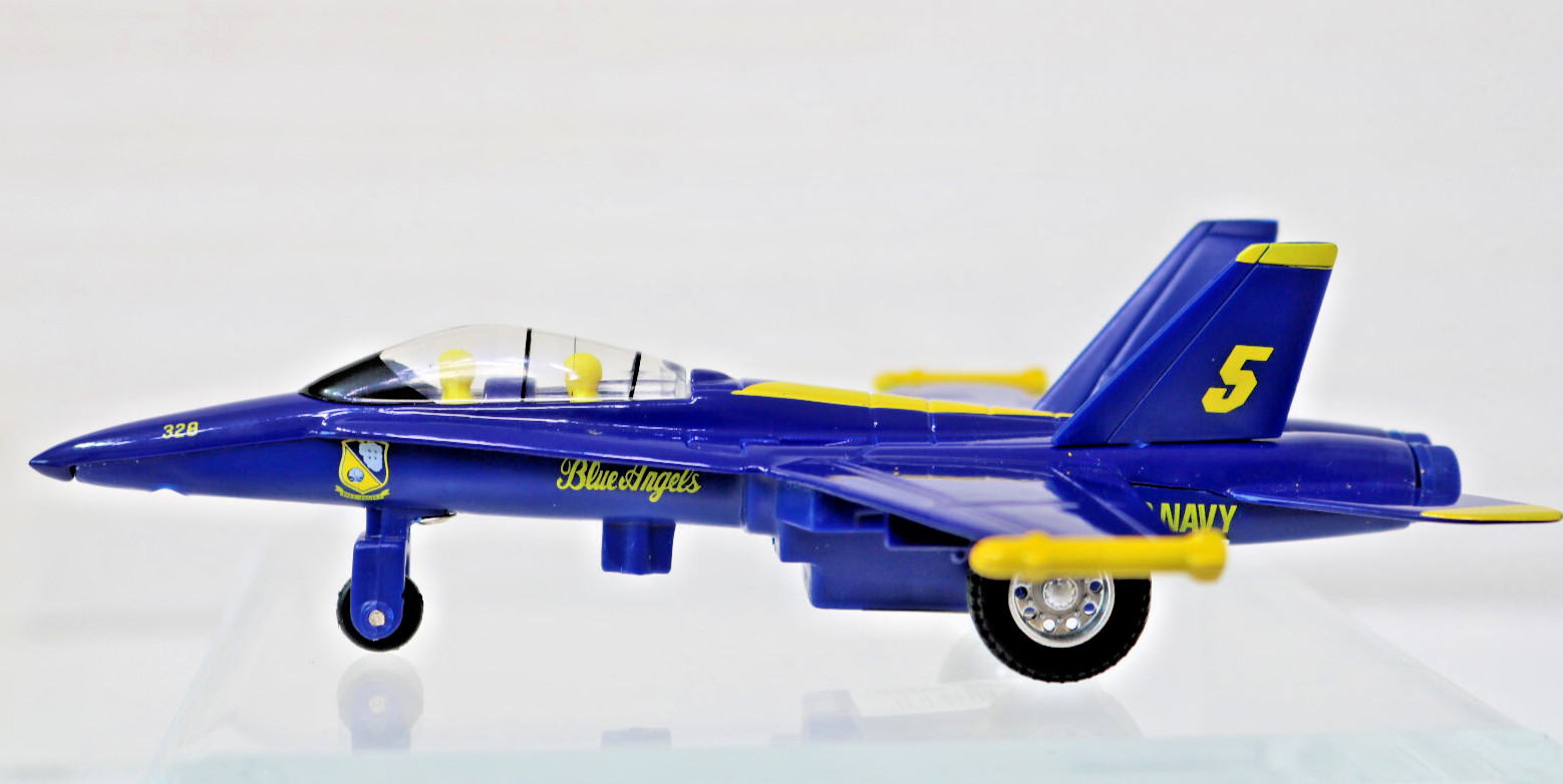 US Navy Blue Angel Die Cast PullBack Power 6.5″X5″ #5 F/A-18 Daron 5529