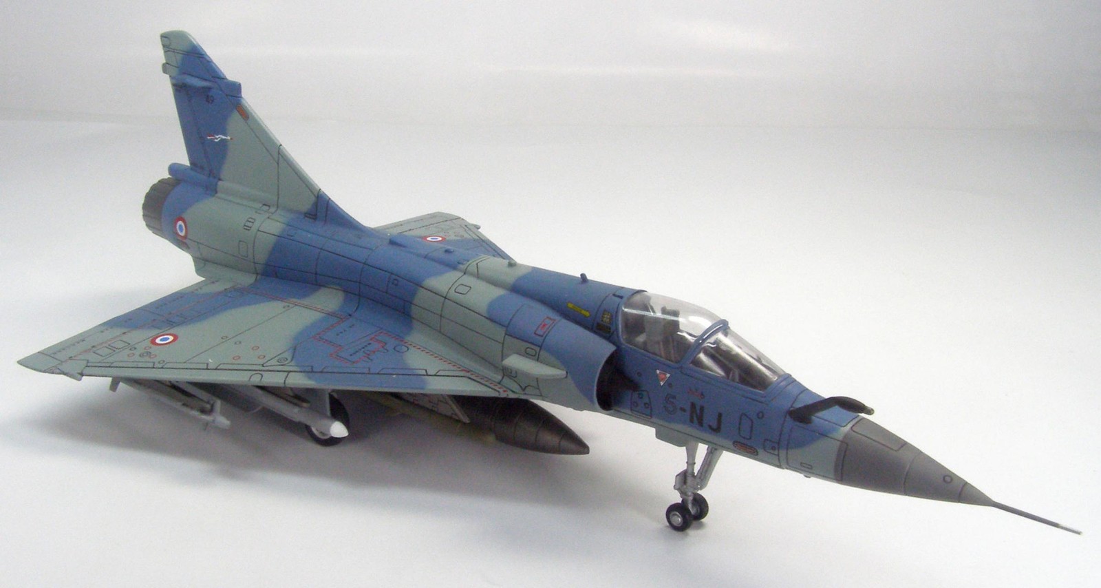 HOBBY MASTER HA1601 French Air Force Mirage 2000C Jeanne d’Arc Aircraft Model