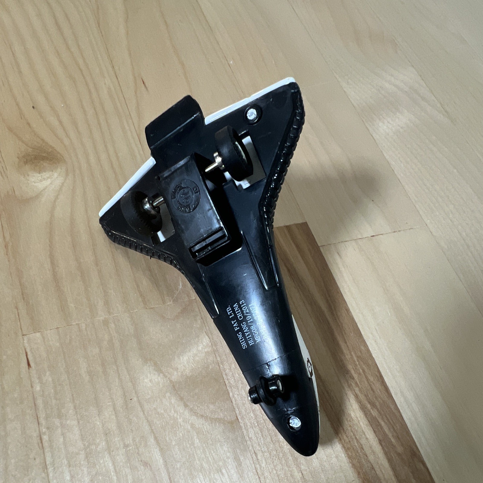Siku NASA Space Shuttle Diecast Pull Back Model 0817 White/Black