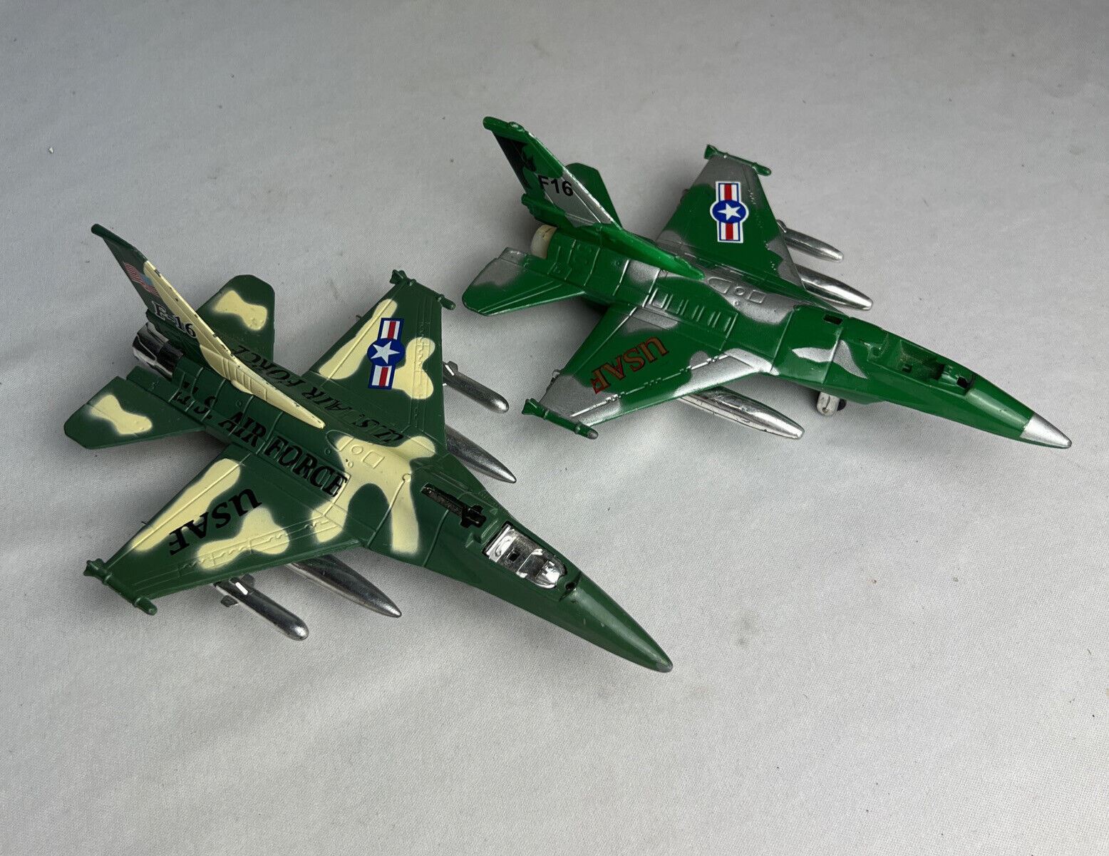 2 Vintage US Air Force F-16 Fighter Jet Planes