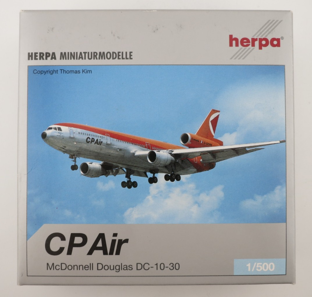 Herpa CP Air McDonnell Douglas DC-10-30 Model – 1:500 – 500197