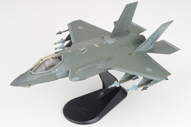 HA4435 Hobby Master F-35A Lightning II 1/72 Model #A35-029 RAAF No.75 Sqn