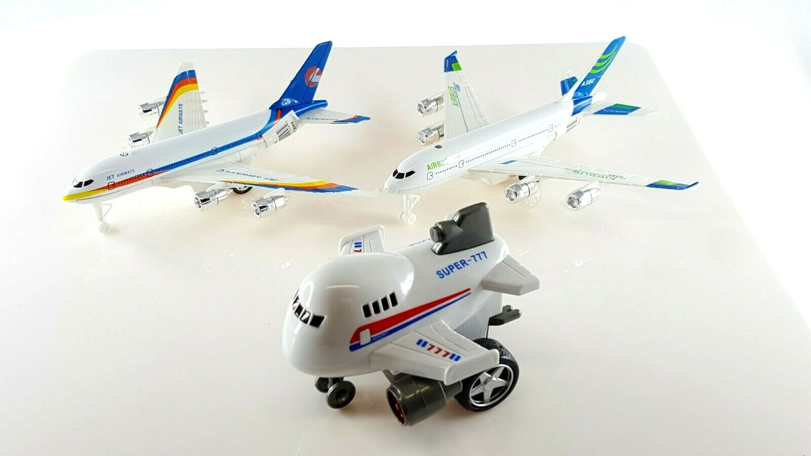 3pcs Plane Die Cast & 360 degree spinning Toy Boy Gift