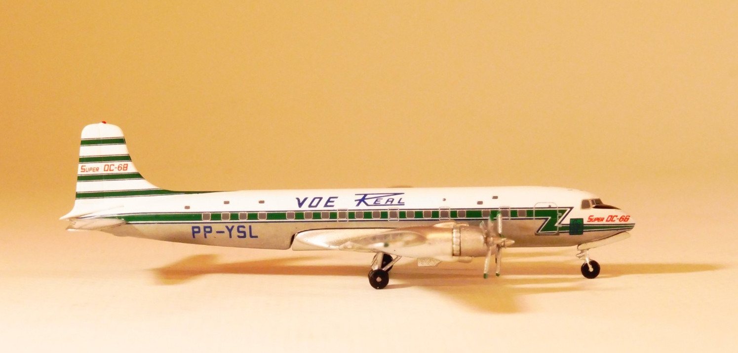 1/400 Aeroclassics REAL Transportes Aéreos DC-6B Bare Metal
