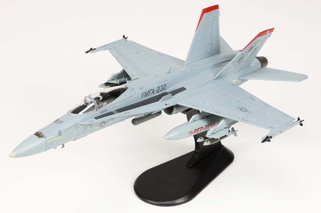 HA3588 Hobby Master F/A-18C Hornet 1/72 Model WT11 USMC VMFA-232 Red Devils