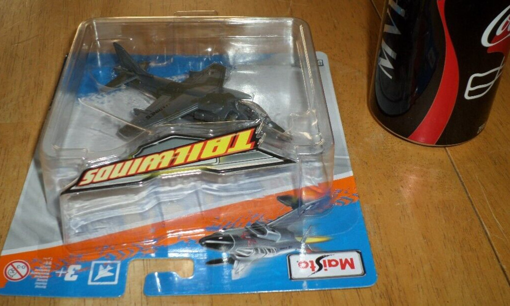 AV-8B HARRIER II, JET FIGHTER, [MAISTO-TAILWINDS] DIE CAST METAL TOY PLANE, VINT