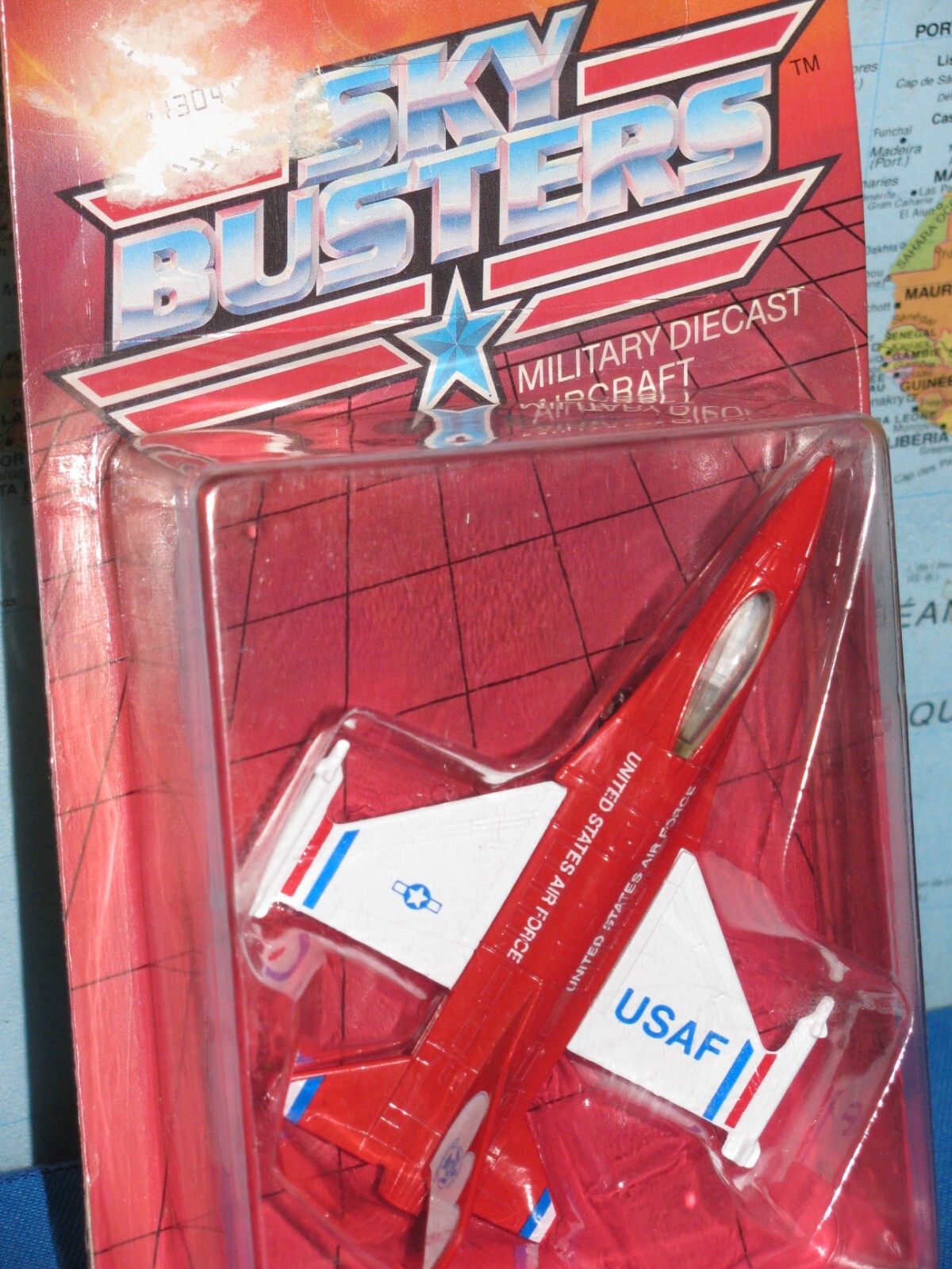 MATCHBOX MBX SKY BUSTERS LOCKHEED MARTIN F-16A USAF ***BRAND NEW & RARE***