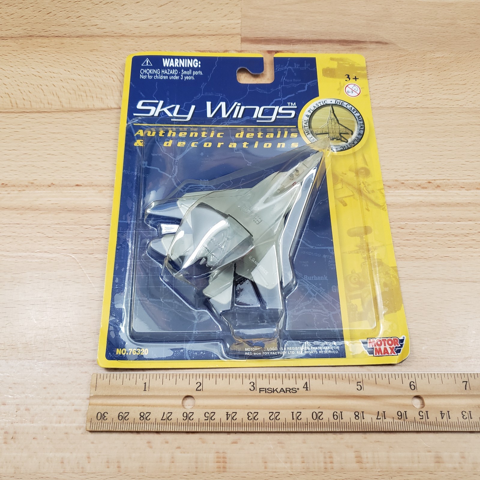 Sky Wings Lockheed YF-22 N22YF Lightning II U.S. Air Force Aircraft Diecast