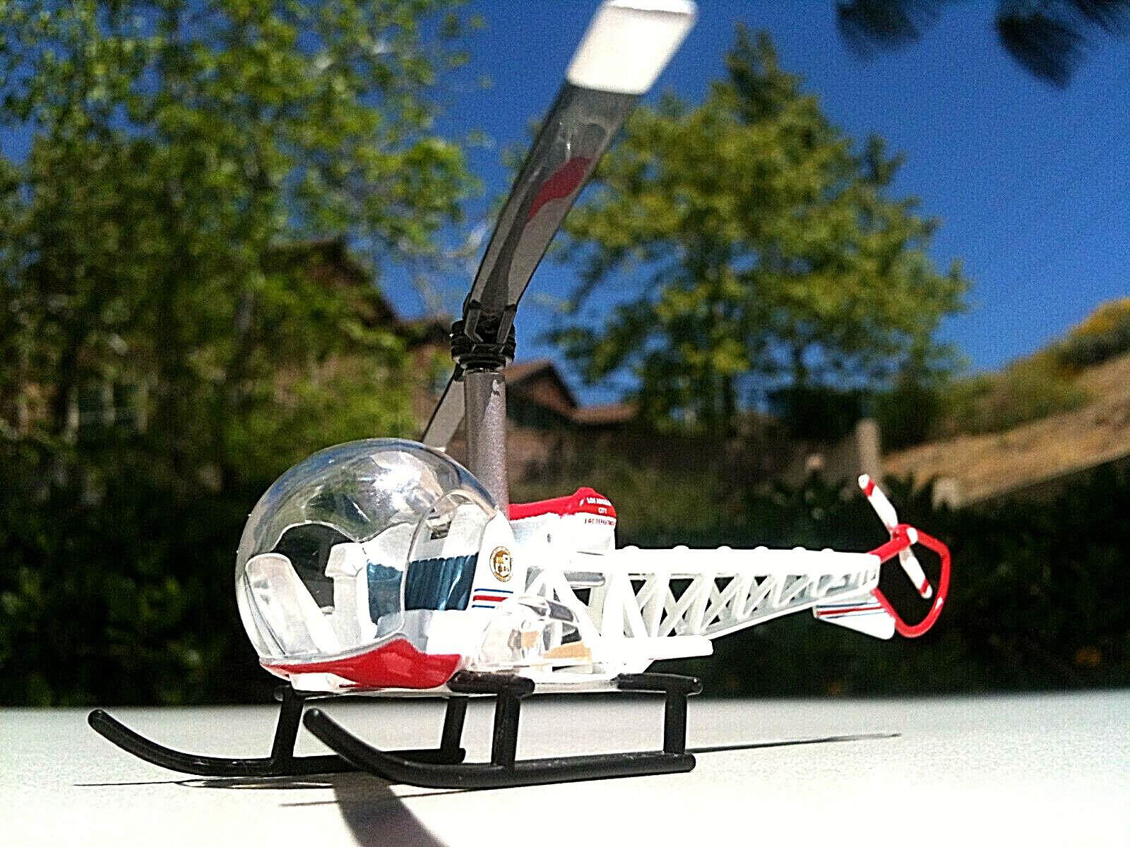 Corgi Bell 47 Helicopter Los Angeles City Fire Dept Die-cast 1:80 Scale Showcase