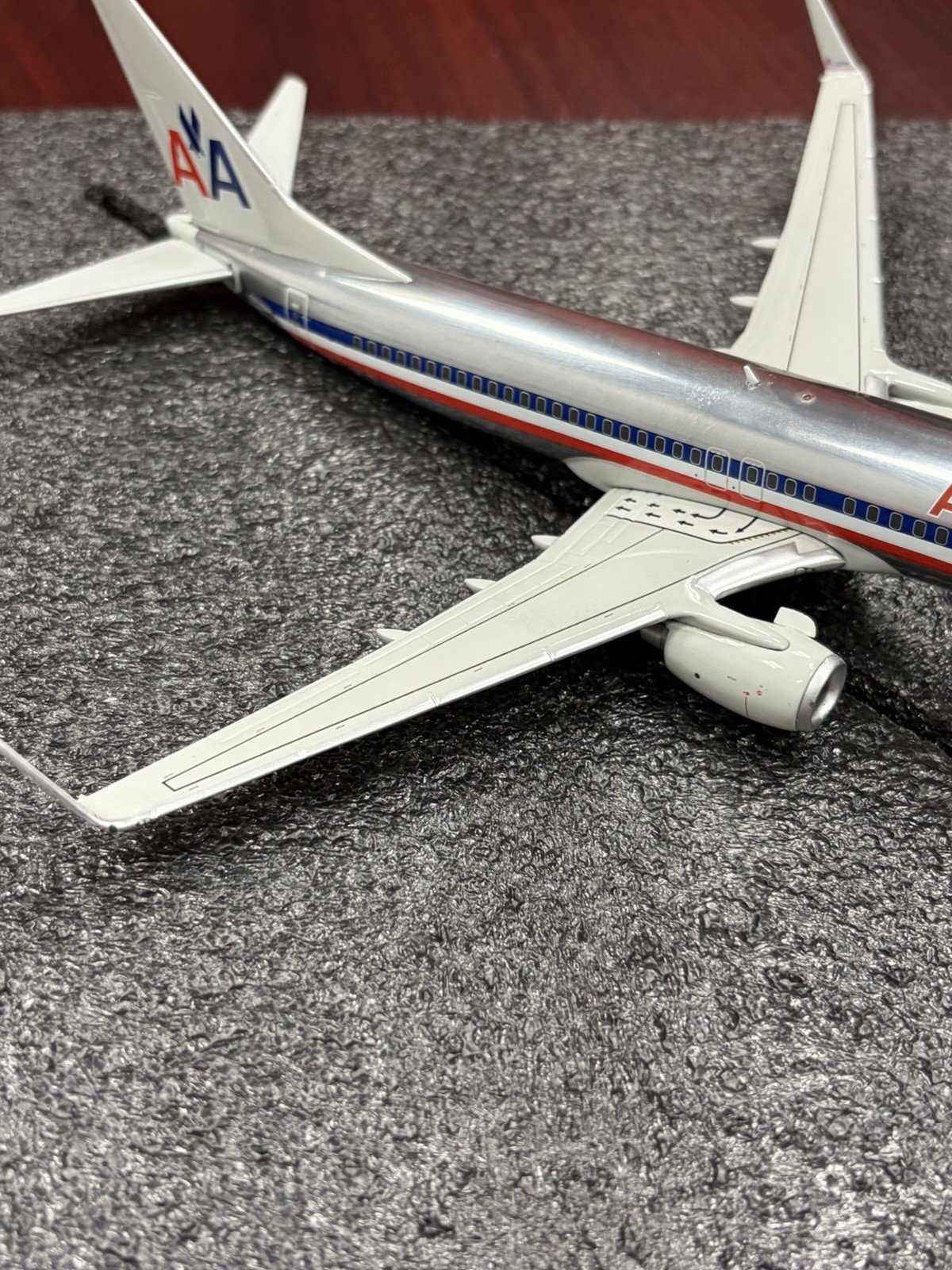 Gemini Jets 200 American Airlines Boeing 737-800 AirCal Livery 1:200 G2AAL015