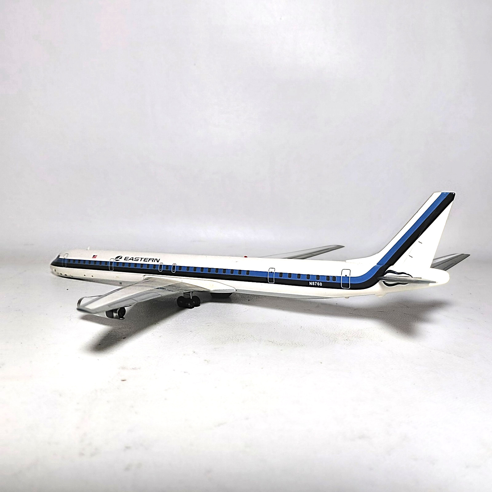1:200 Douglas DC-8 Eastern Airlines N8760 Inflight 200 Diecast Model Airplane