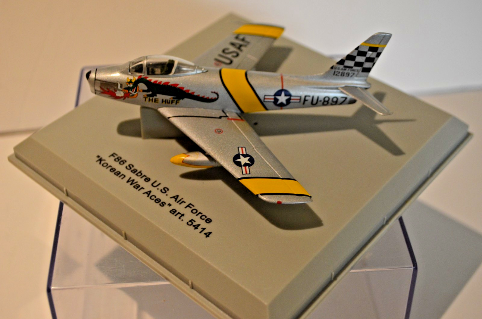 Metal Armour F-86 Sabre U.S. Force Korean War Aces 5414 1:100 The Huff READ