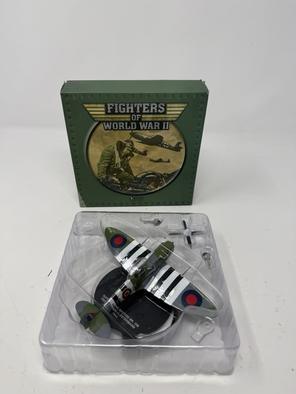 Atlas Editions 1:72 Spitfire Mk IX RAF No.602 Sqn Pierre Clostermann MJ586 NIB