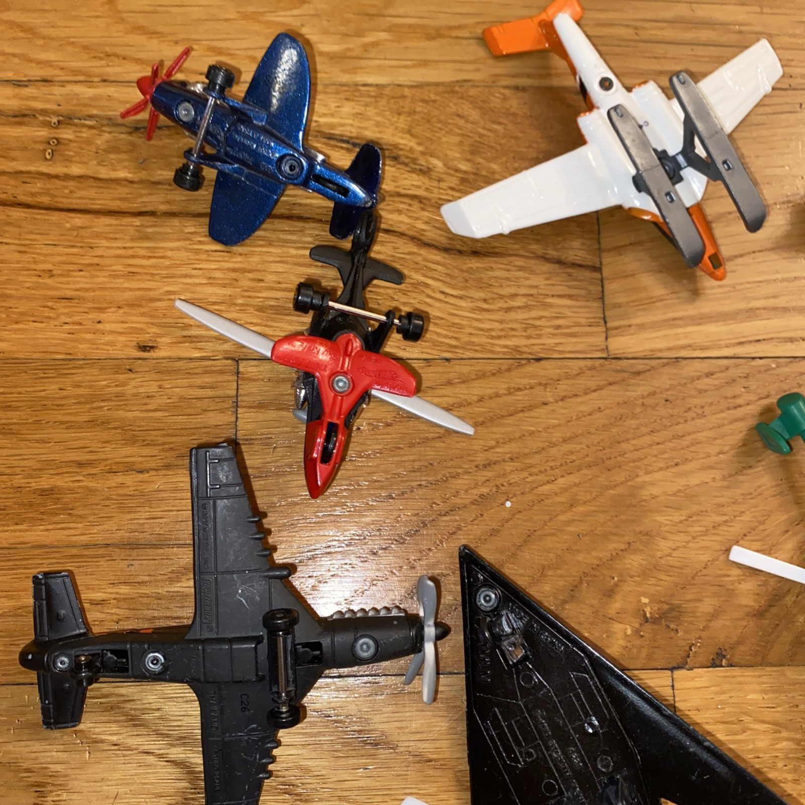 Lot Of 13 Vintage Diecast Airplanes Air Force Blimp Shuttle Matchbox Other