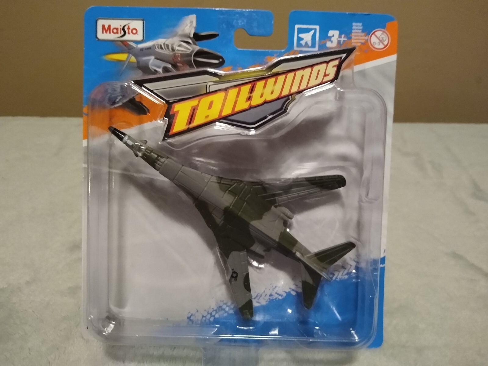MAISTO Supersonic Jet Rockwell B-1B Lancer die-cast 1:87 Scale Camo Tailwinds