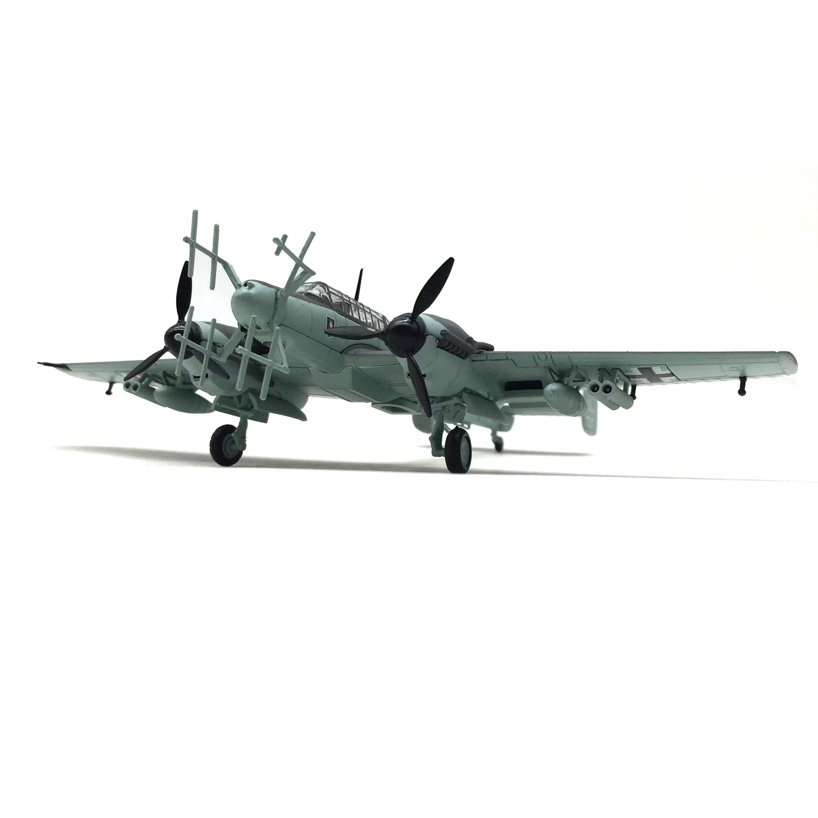 WWII German Bf-110 G-4 Night Fighter Plane Model 1:100 Alloy Military Ornaments