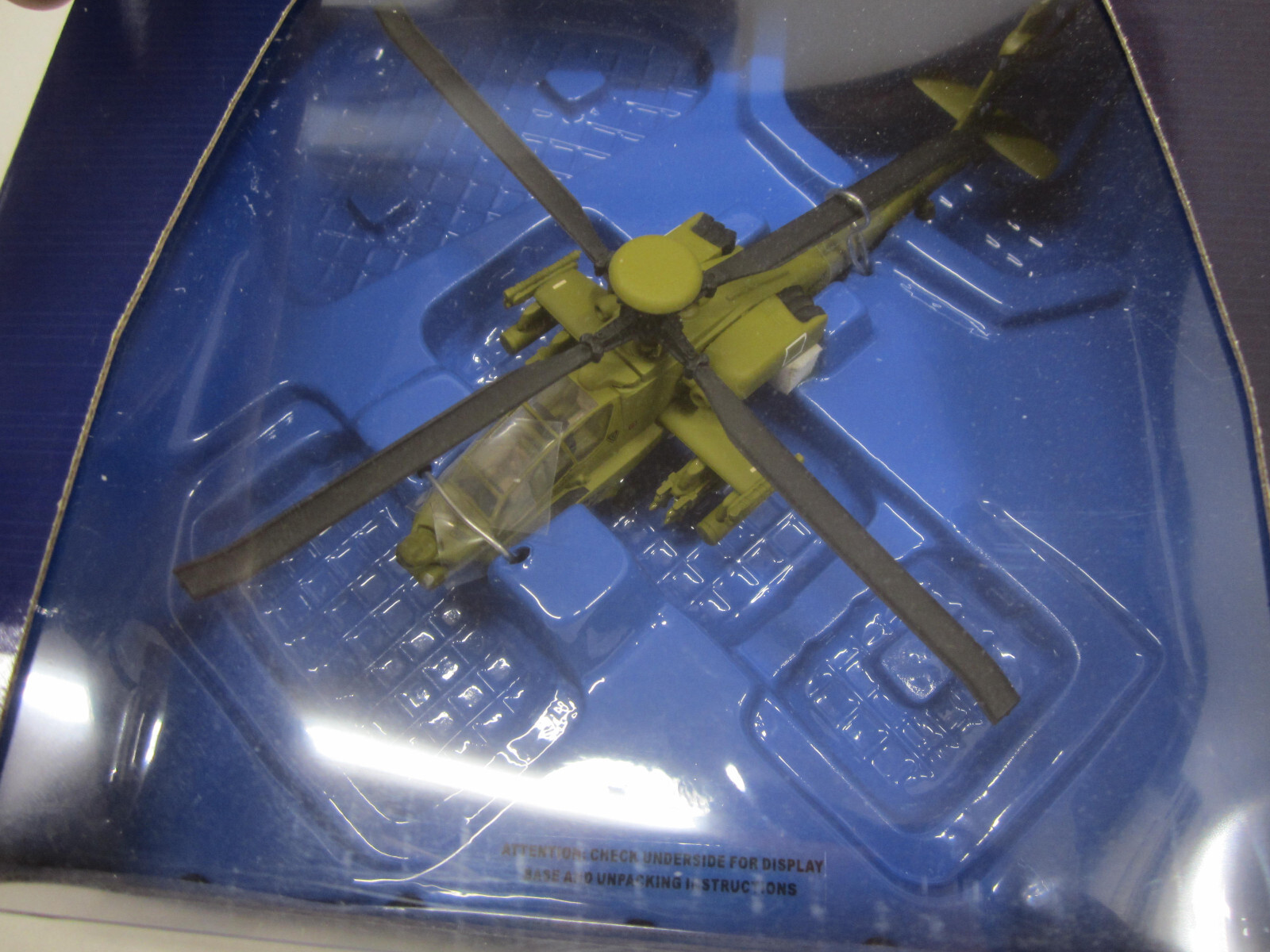 Franklin Mint Precision M11E273 1:100 Diecast AH-64D Apache Longbow Helicopter