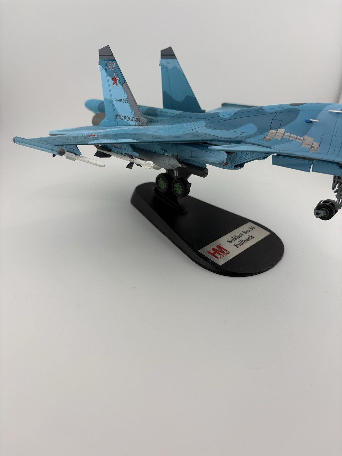 Hobby Master Sukhoi SU-34 Fullback Diecast Model 1:72