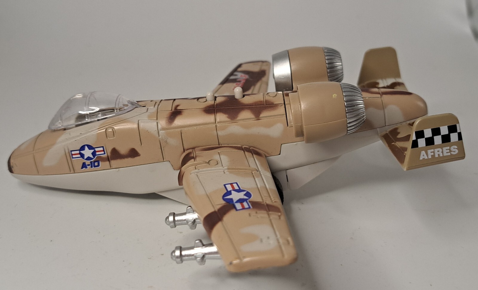 Diecast 1989 Matchbox Plane: A-10A Thunderbolt II Battery Operated 6″ Long
