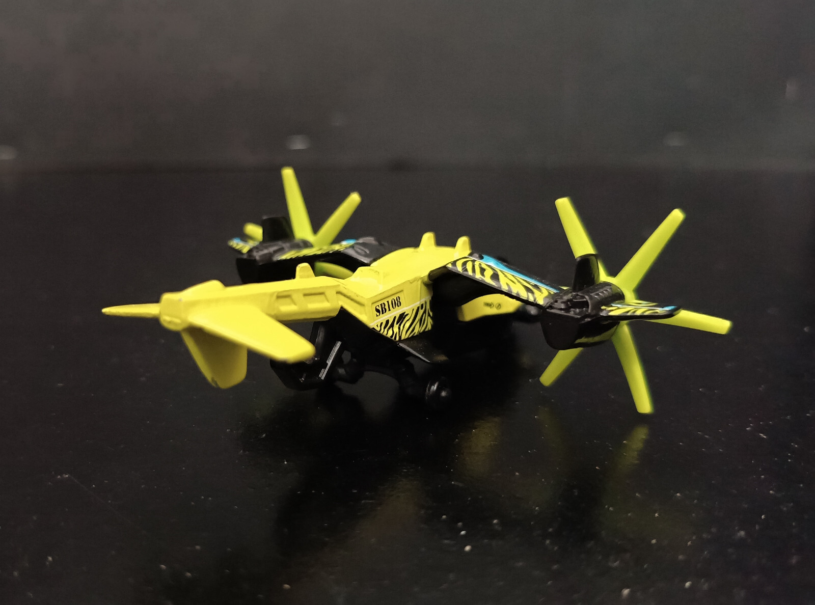 MATCHBOX 2013 SKY BUSTERS SKY SAFARI SB-108 5″ DIE CAST TILTROTOR AIRCRAFT