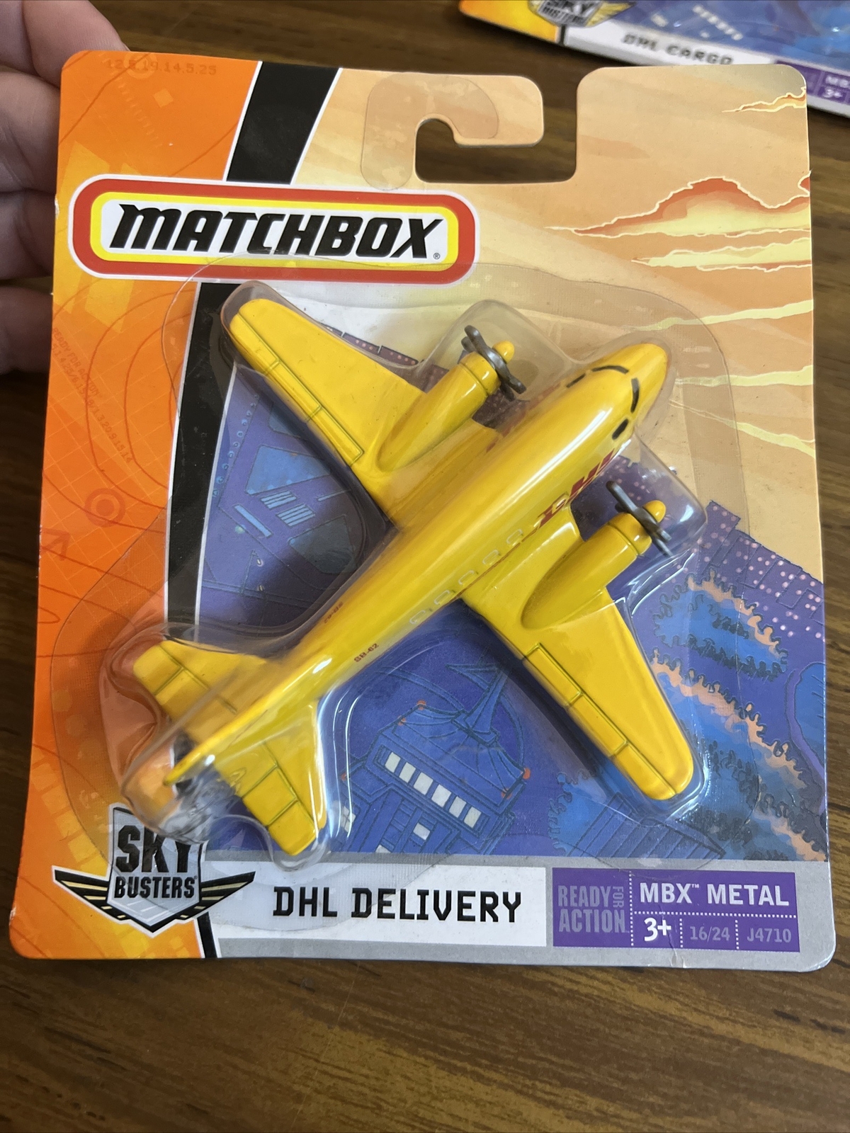 HTF! Matchbox Sky Busters DHL Delivery Transport Propeller Cargo Plane SB-62