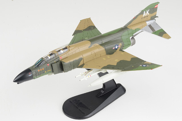 Hobby Master 1/72 F-4C Phantom II Airplane #64-0776 USAF 366th TFW, 389th TFS