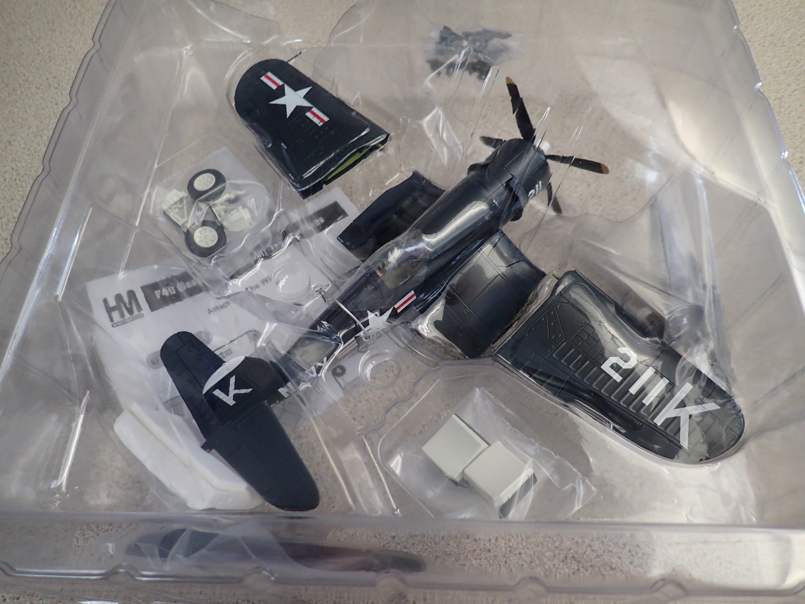 Hobbymaster HA8225 1:48 F4U-4 Corsair White 211 USS Leyte Dec 1950 Sealed