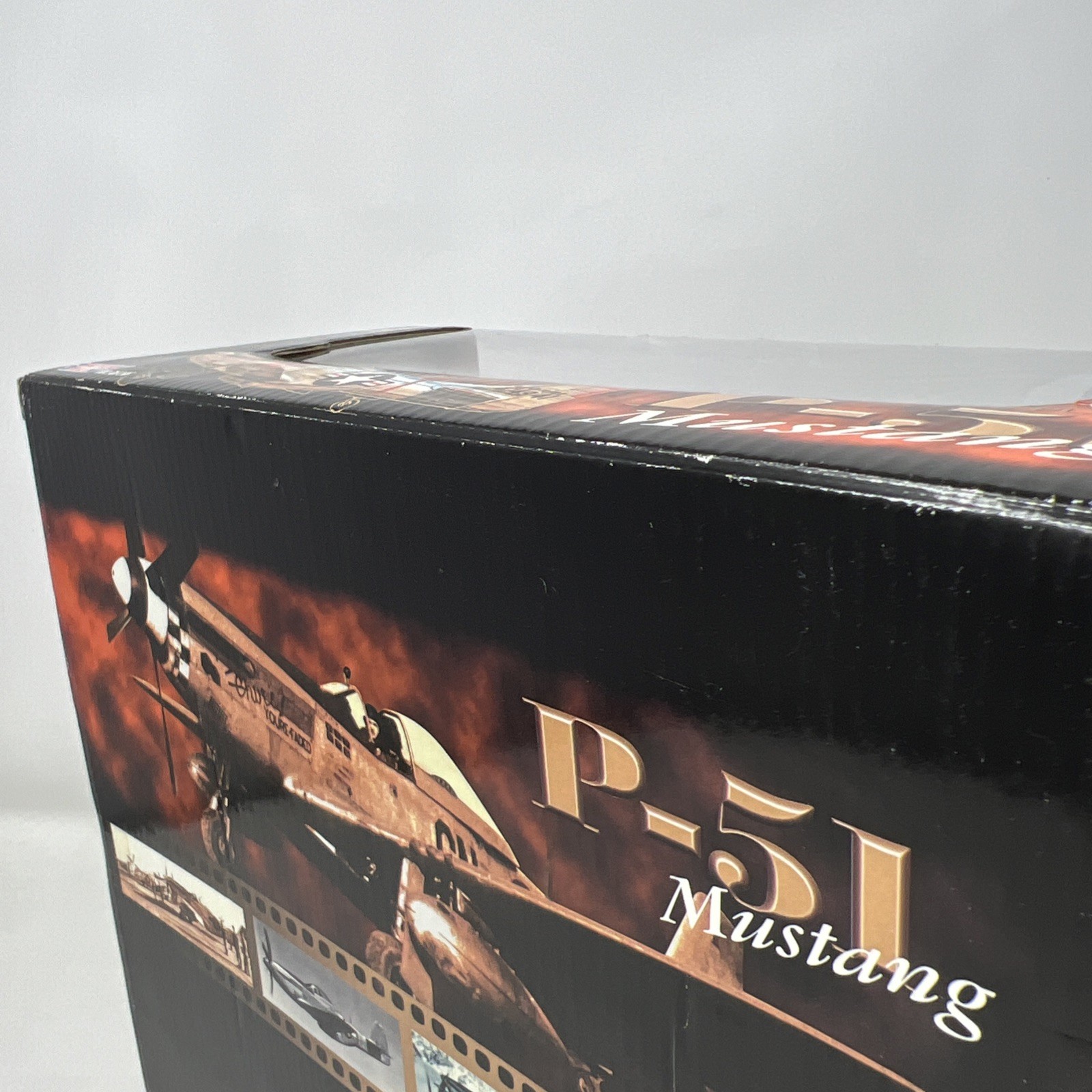 Motor Max Die-Cast Metal and Plastic P-51 Mustang AIRPLANE NEW 1:48 SCALE 76336