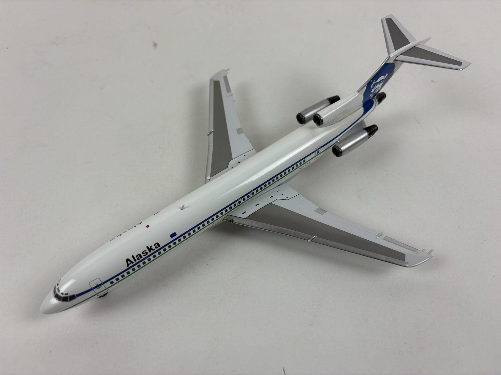 INFLIGHT 200 ALASKA BOEING 727-200 WITH ORIGINAL BOX IF722021