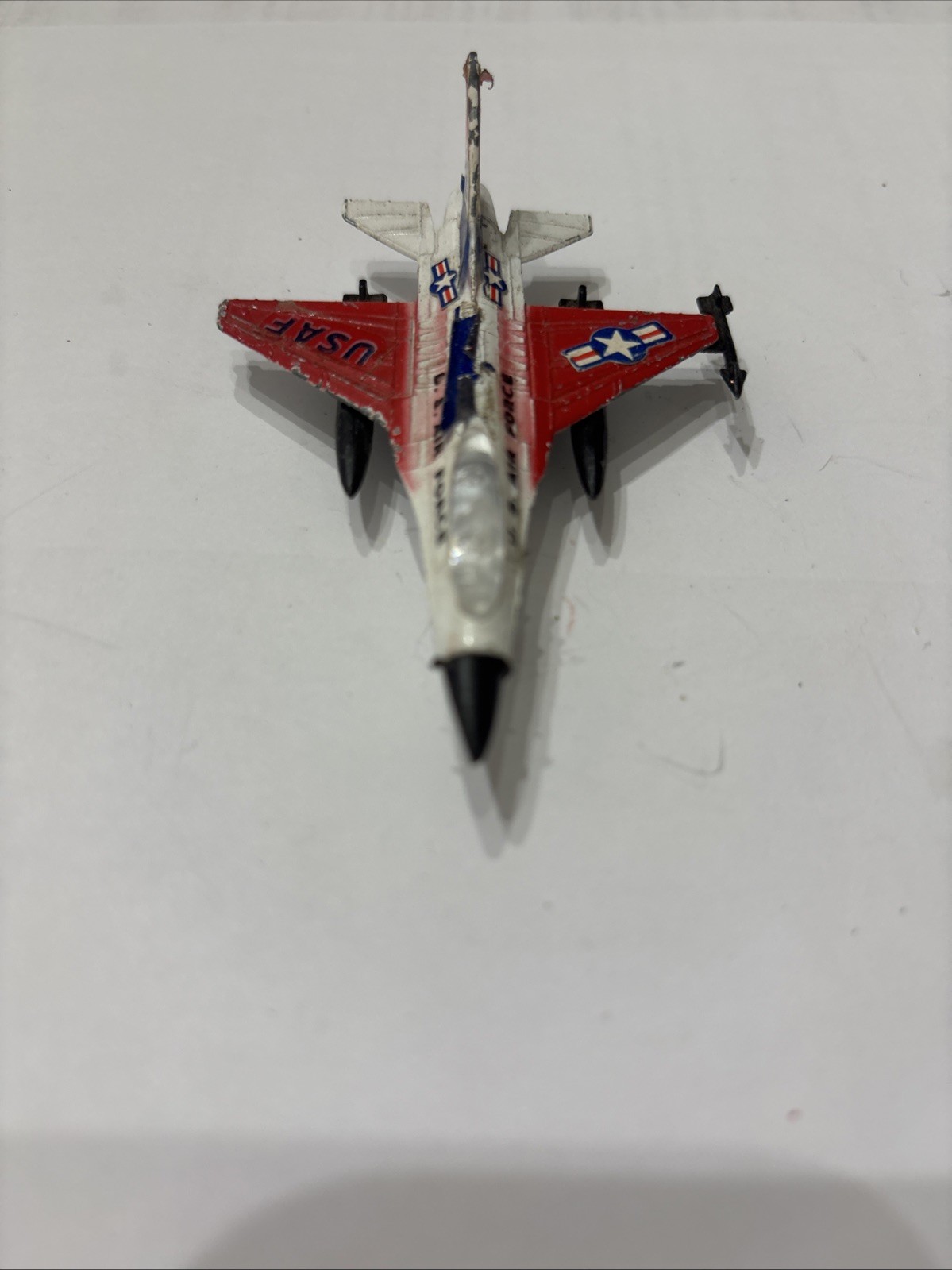 General Dynamics F-16 U.S. Air Force Diecast Jet White/Red/Blue/Black A144