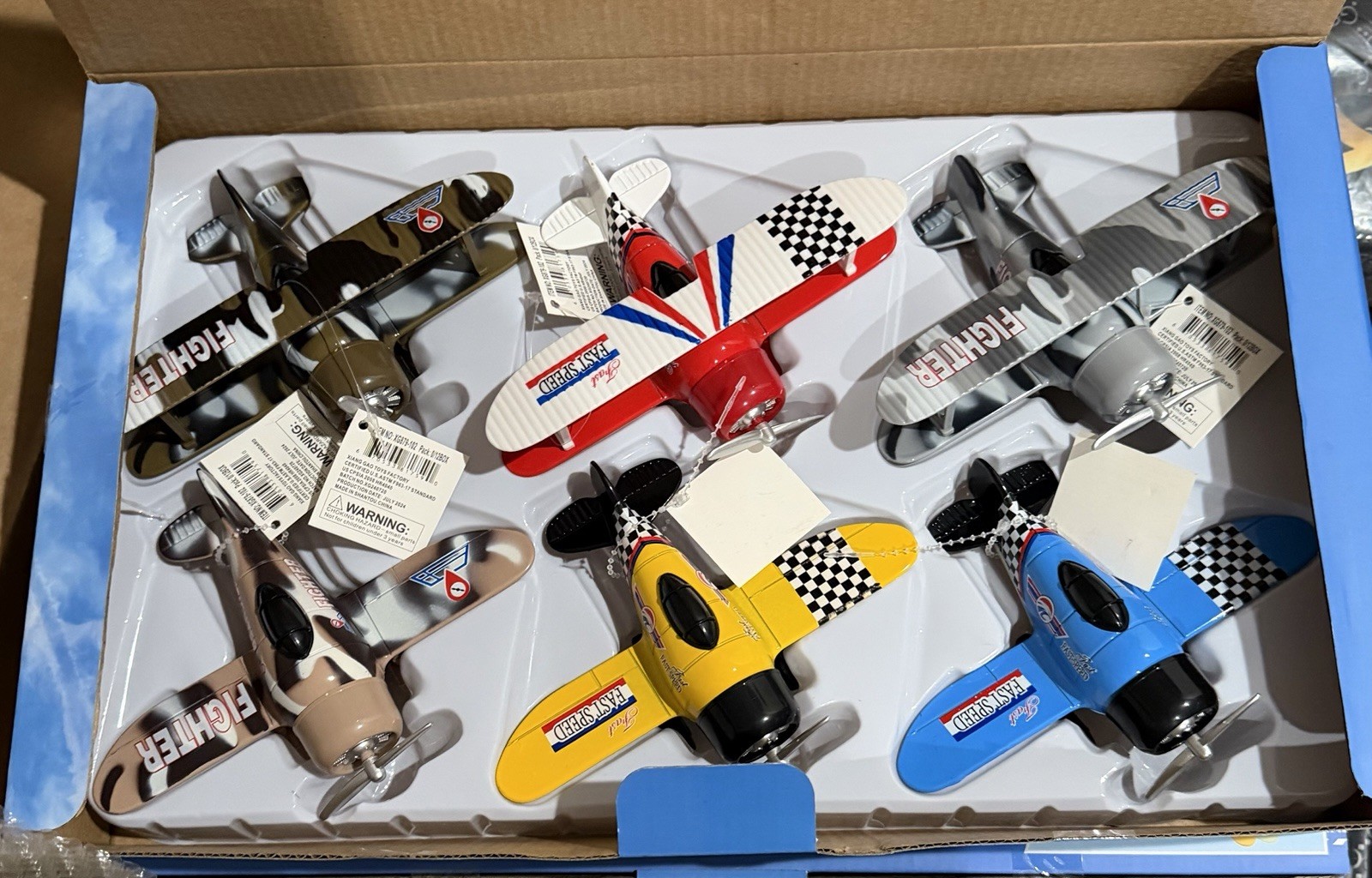 XG Classic Planes Diecast Propeller Plane 6pcs Pull Back Action Multicolor Set