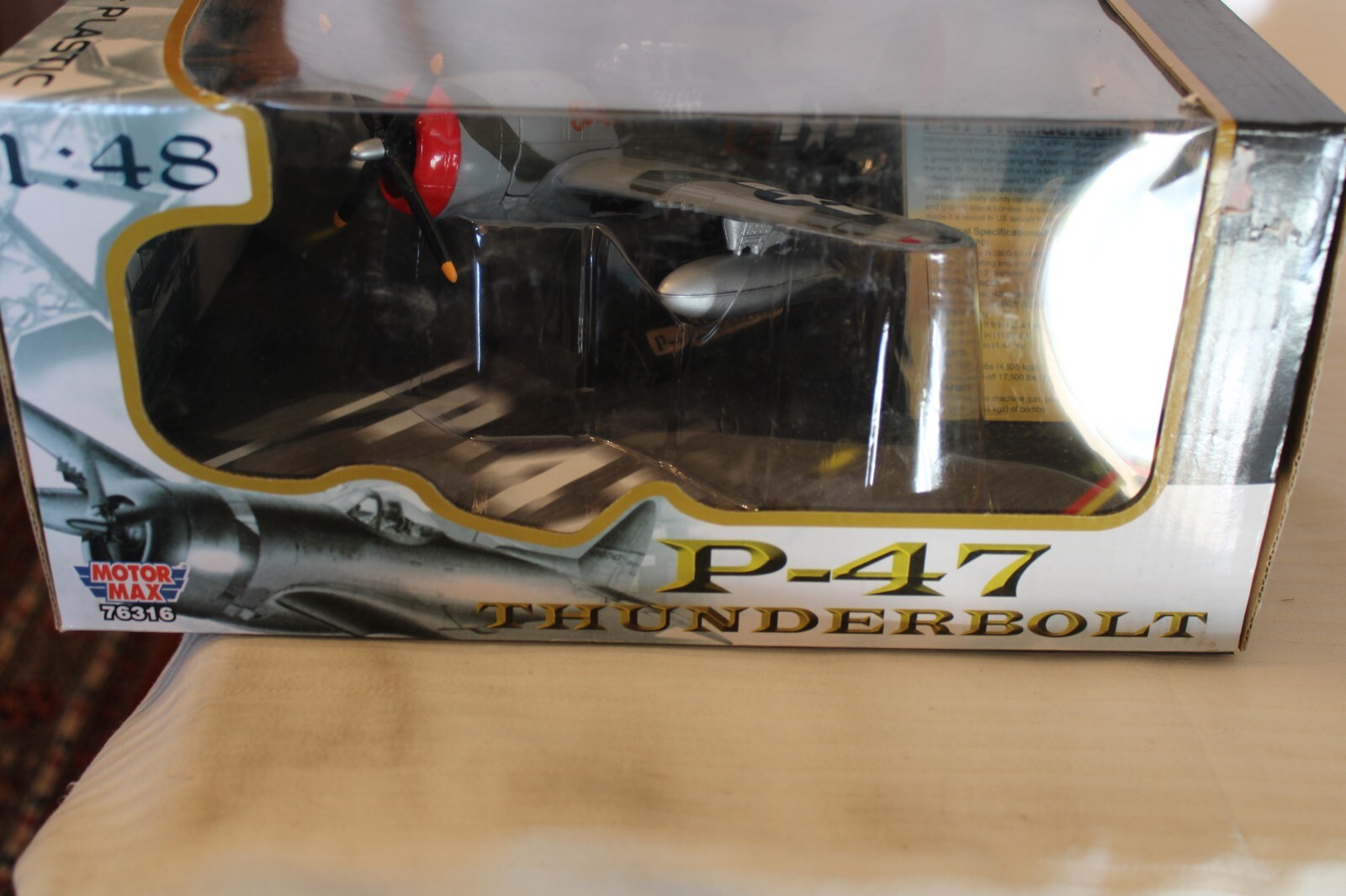 1/48 Scale, Motor Max, P-47 Thunderbolt Die Cast Model #76316 BN Sealed Box