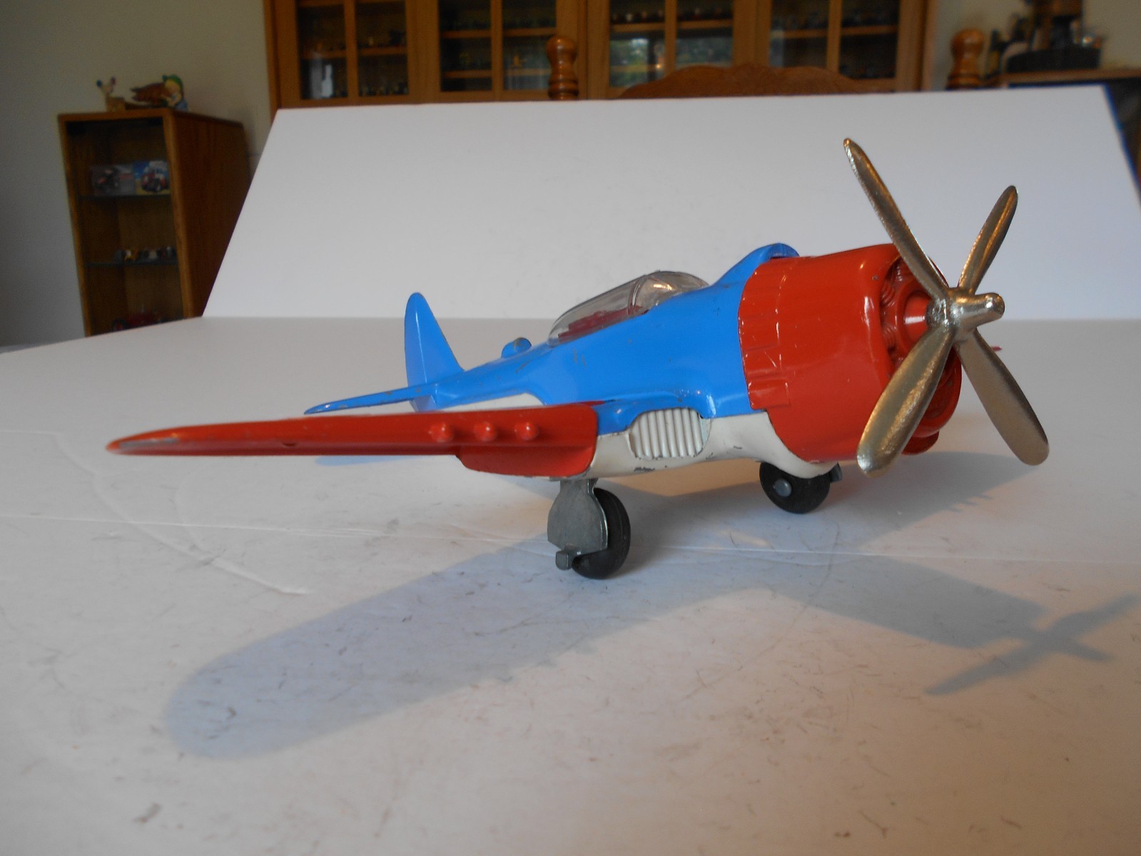Vintage 1960s Hubley Kiddie Toy 1:12 American Eagle Airplane (P-47 Thunderbolt)