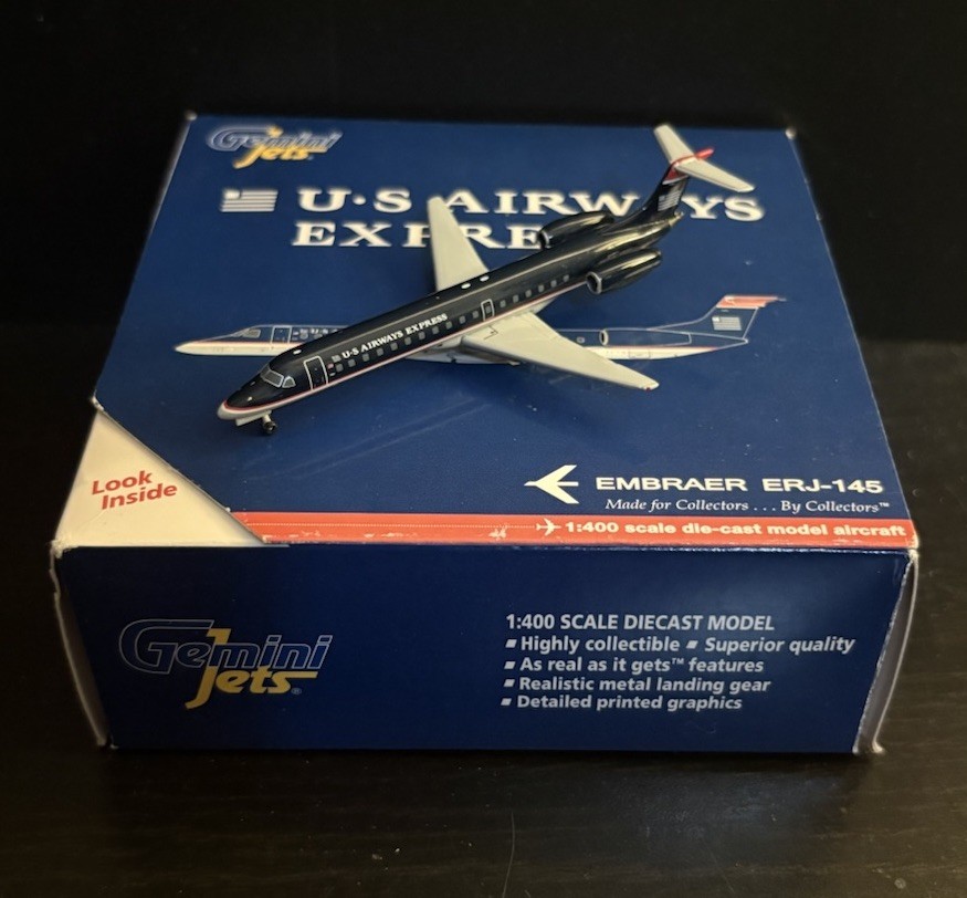 GeminiJets 1:400 US Airways Express Embraer ERJ-145 E-145 N841MJ GJUSA602 Model