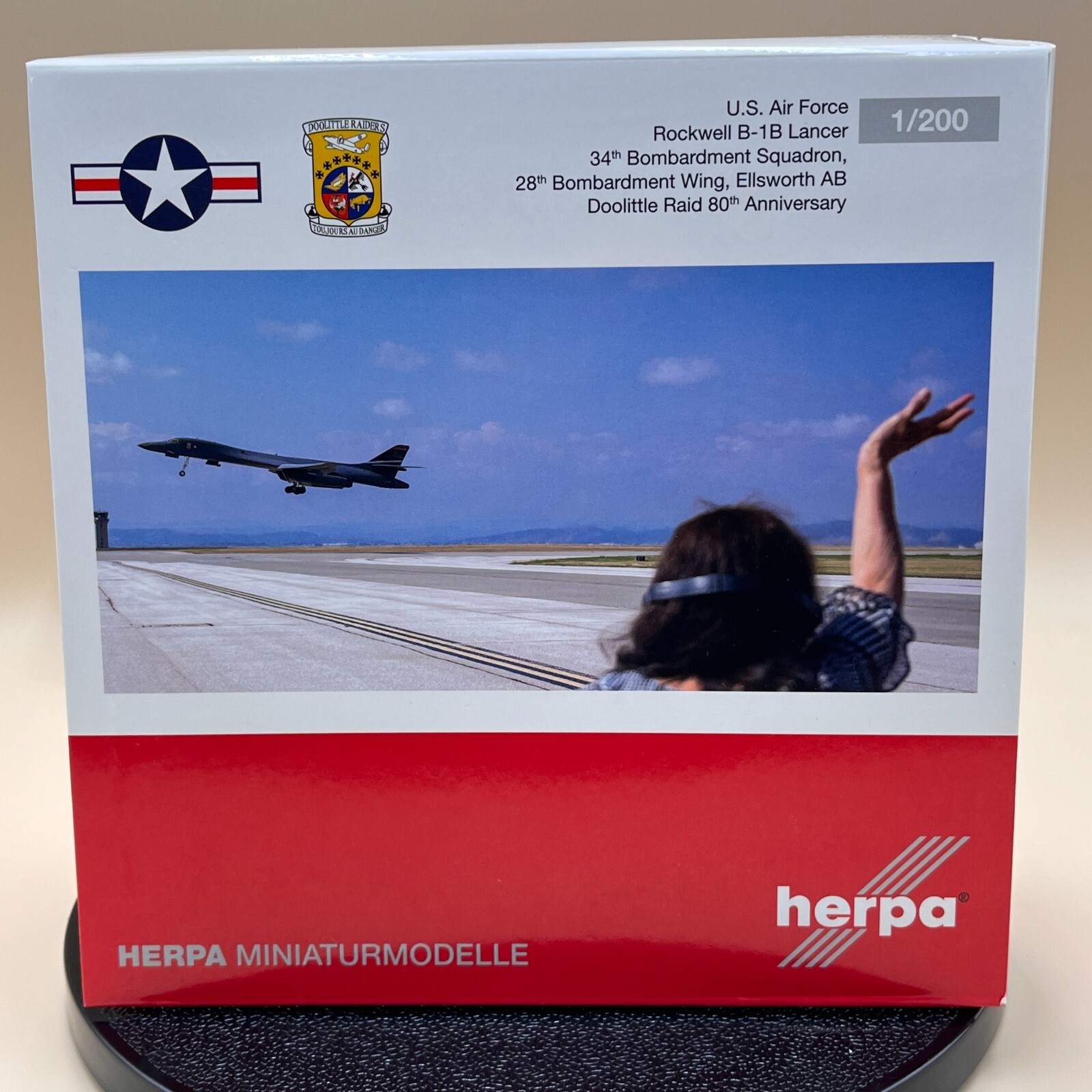 Herpa 1/200 U.S. Air Force Rockwell B-1B Lancer 85-0060 Bombardment 80th 572903