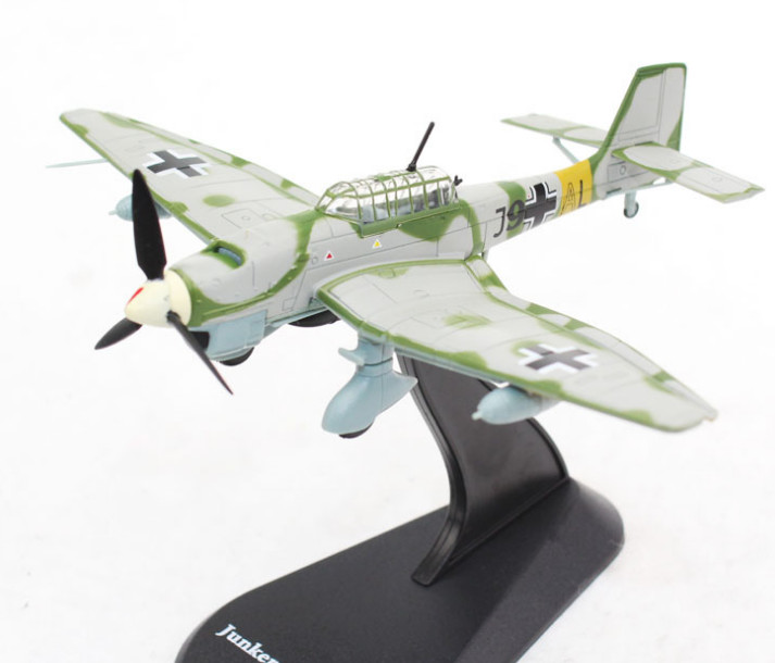 1/100 German Ju-87B Stuka WWII Spot Camo Dive Bomber Military Collectible Model