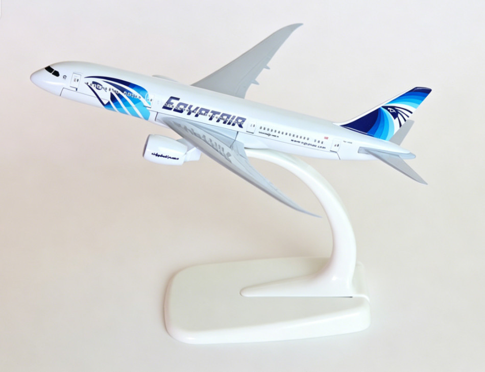 16cm EgyptAir Boeing B787-9 SU-GER Diecast Collectible Aviation Gift Plane Model
