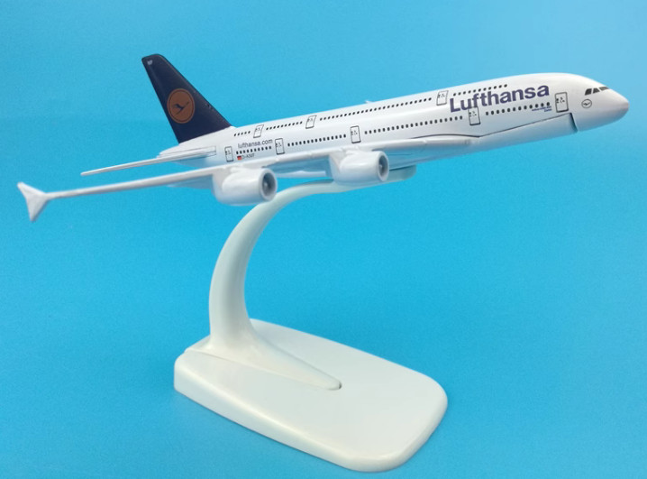 16cm Lufthansa AIRBUS A380 Passenger Airplane Diecast Aircraft Plane Model