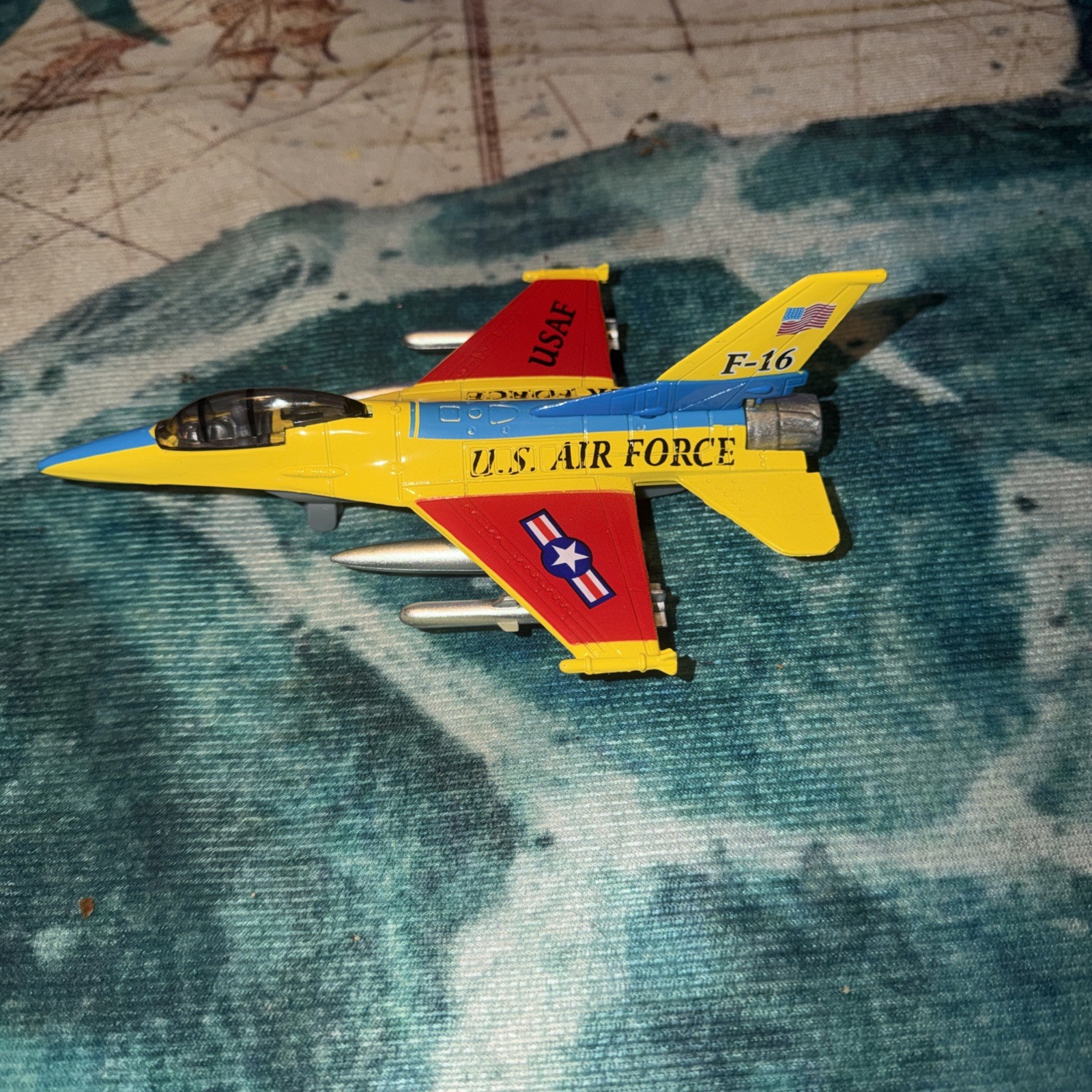 USAF F-16 Viper Pull Back Power 8″X5″ Multi Color Pilot Open Cockpit TM980 Daron