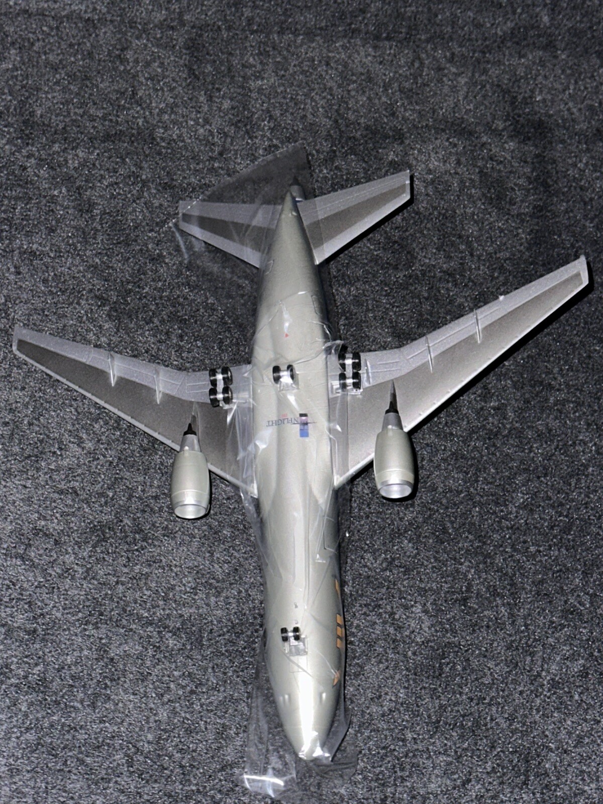 Inflight 200 IF103015 McDonnell Douglas DC-10-30 ATA Freedom Limited Edition 243