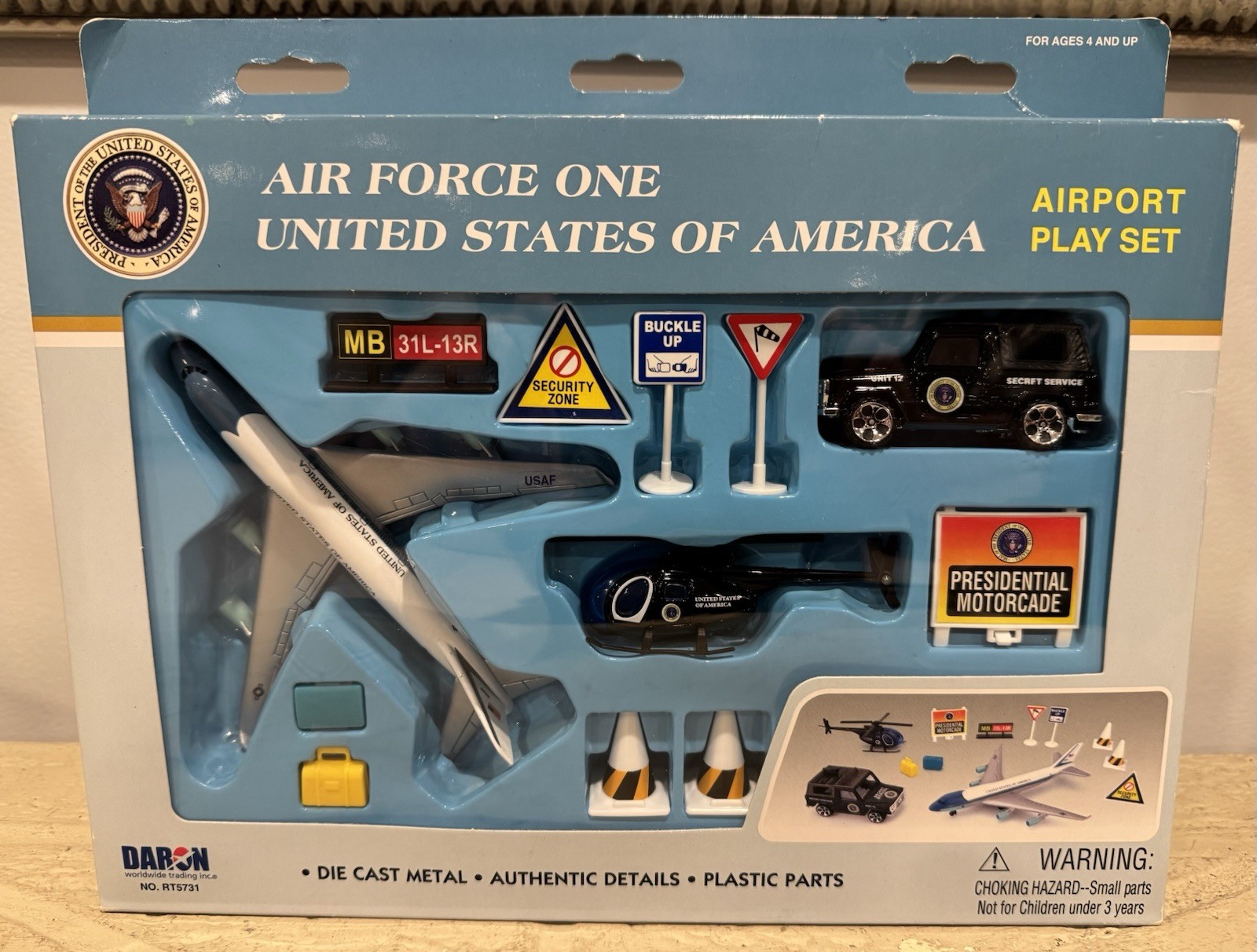 Air Force One United States Of America Airport Play Set Daron RT5731 New In Box