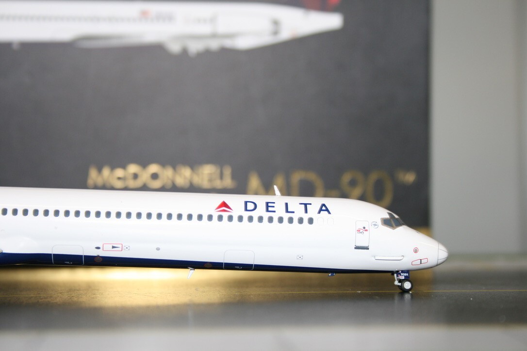 Gemini Jets 1:200 Delta Airlines McDonnell Douglas MD-90 N901DA (G2DAL436)