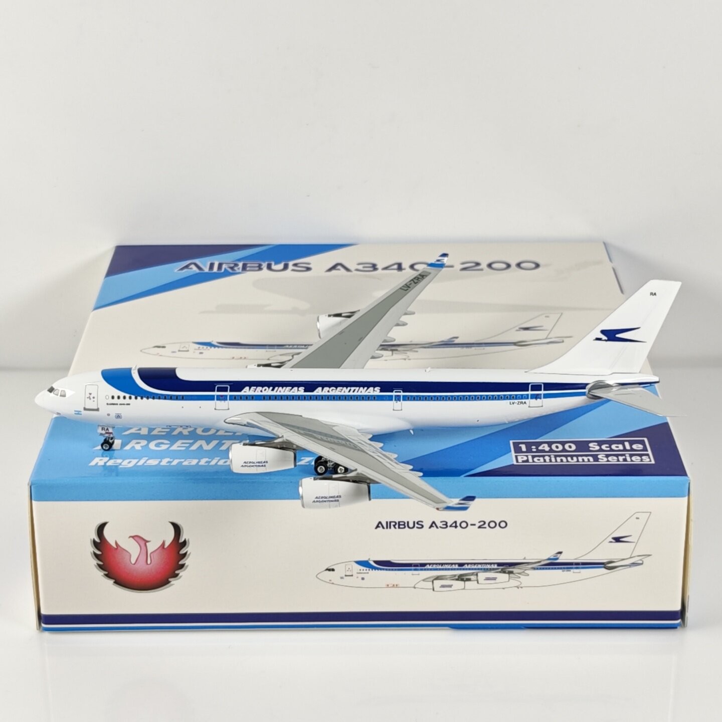 Phoenix 11866 1:400 Aerolineas Argentinas A340-200 LV-ZRA Alloy Aircraft Model