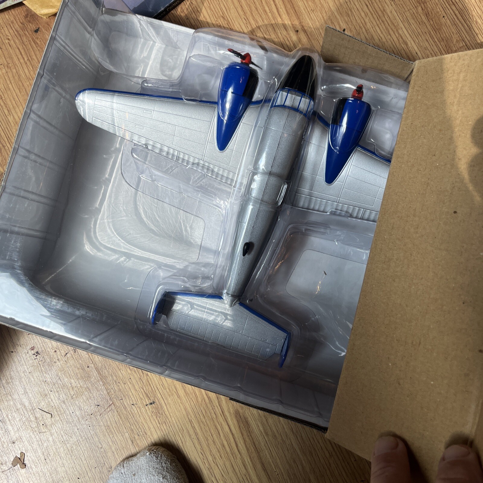 Liberty Classics Exxon Mobil Beechcraft Twin 18 Diecast Model 12″ Wingspan New!