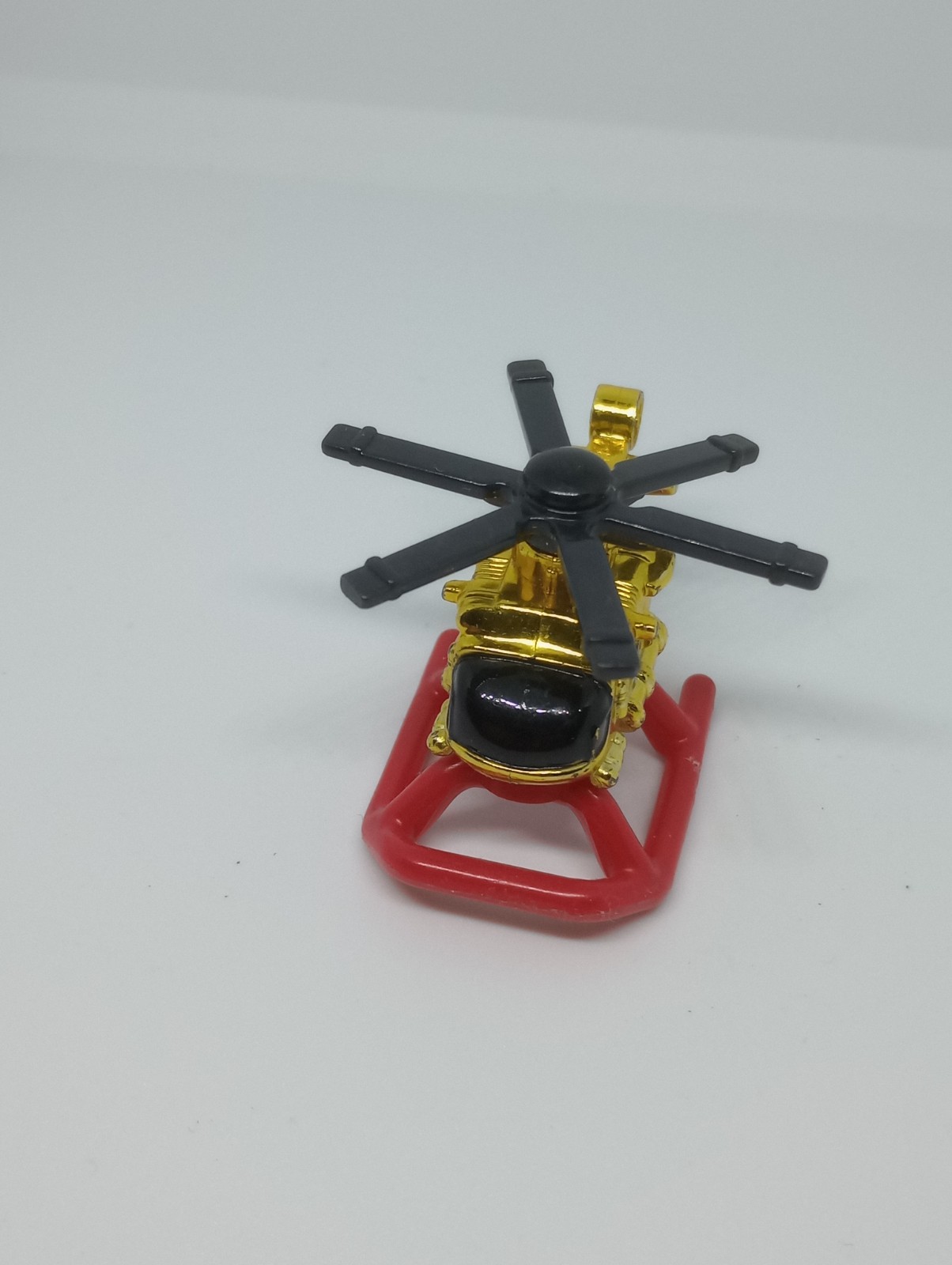 Plastic Helicopter Toy 1996 LGT 2″ 90s Toy Gold Red Lewis Galoob Toys