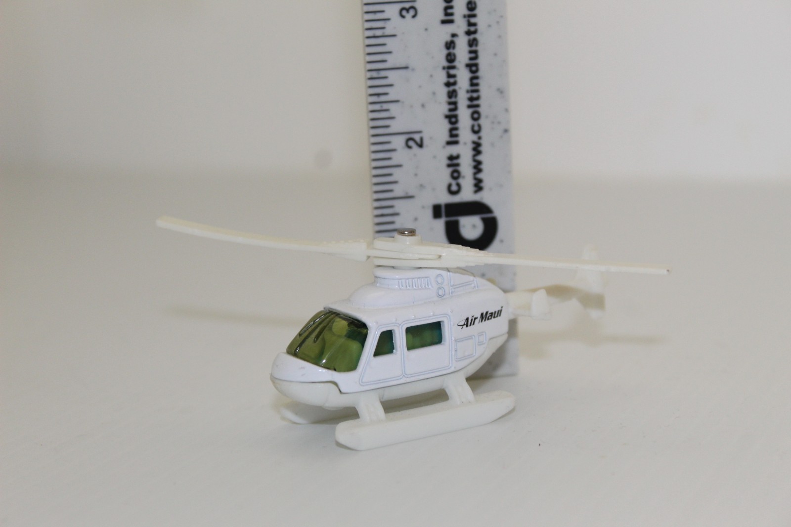 Matchbox 2014 Air Maui White Helicopter One Blade