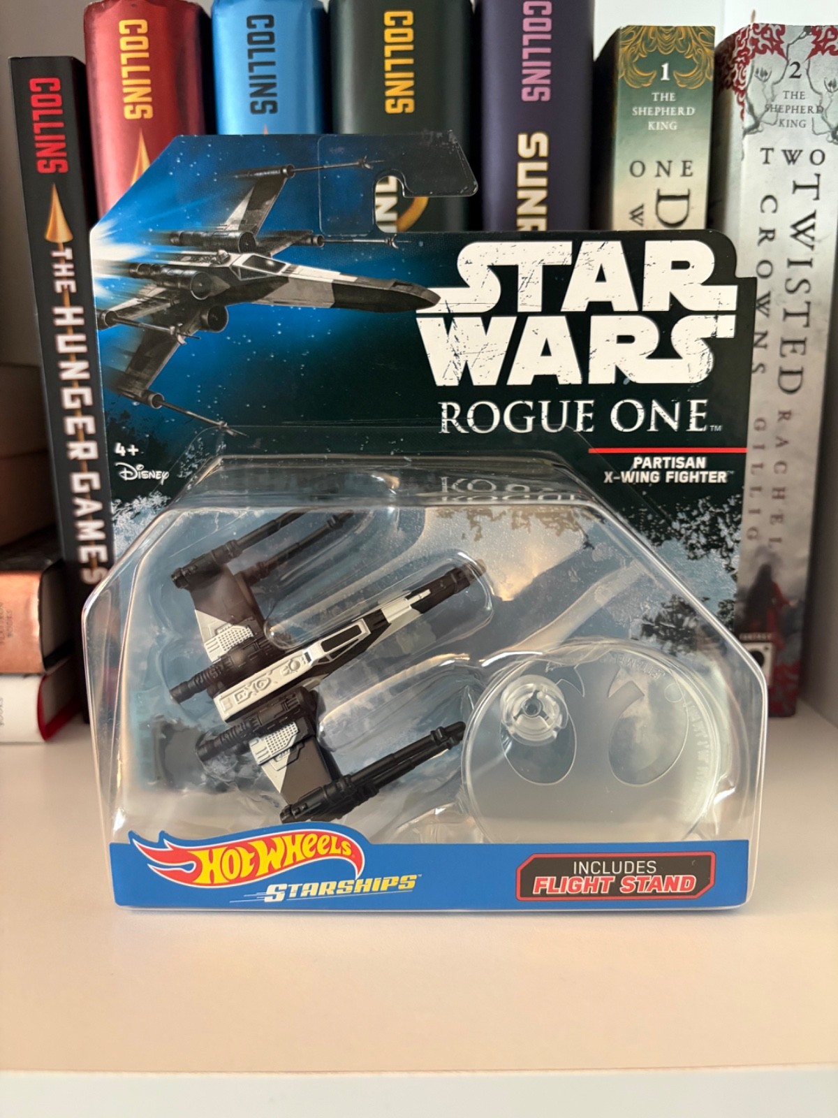 STAR WARS HOT WHEELS STARSHIPS PARTISAN X-WING FIGHTER