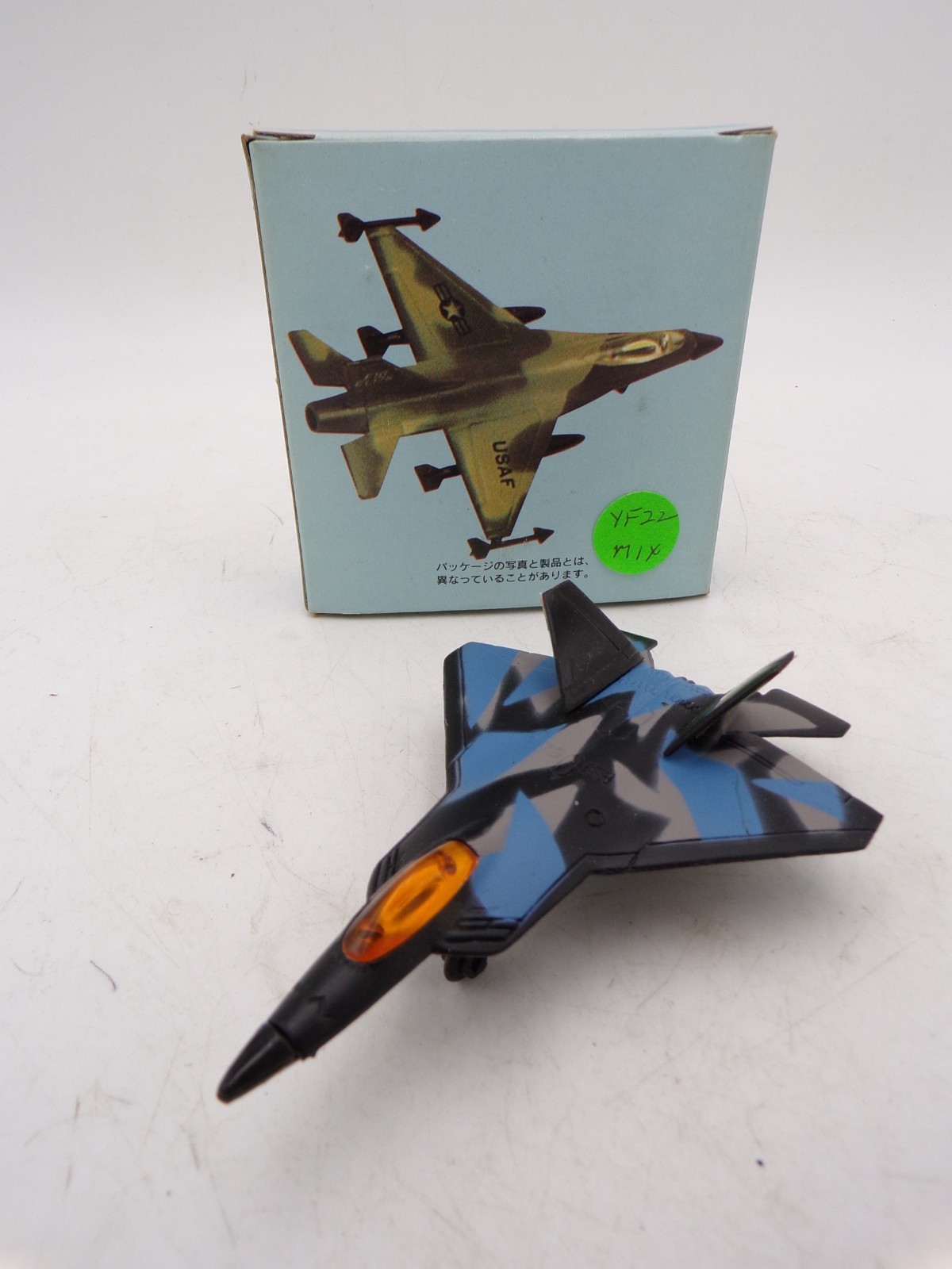 90’s Super Dyna Flites Diecast YF-22 Raptor Hot Wings Black Camo MIB